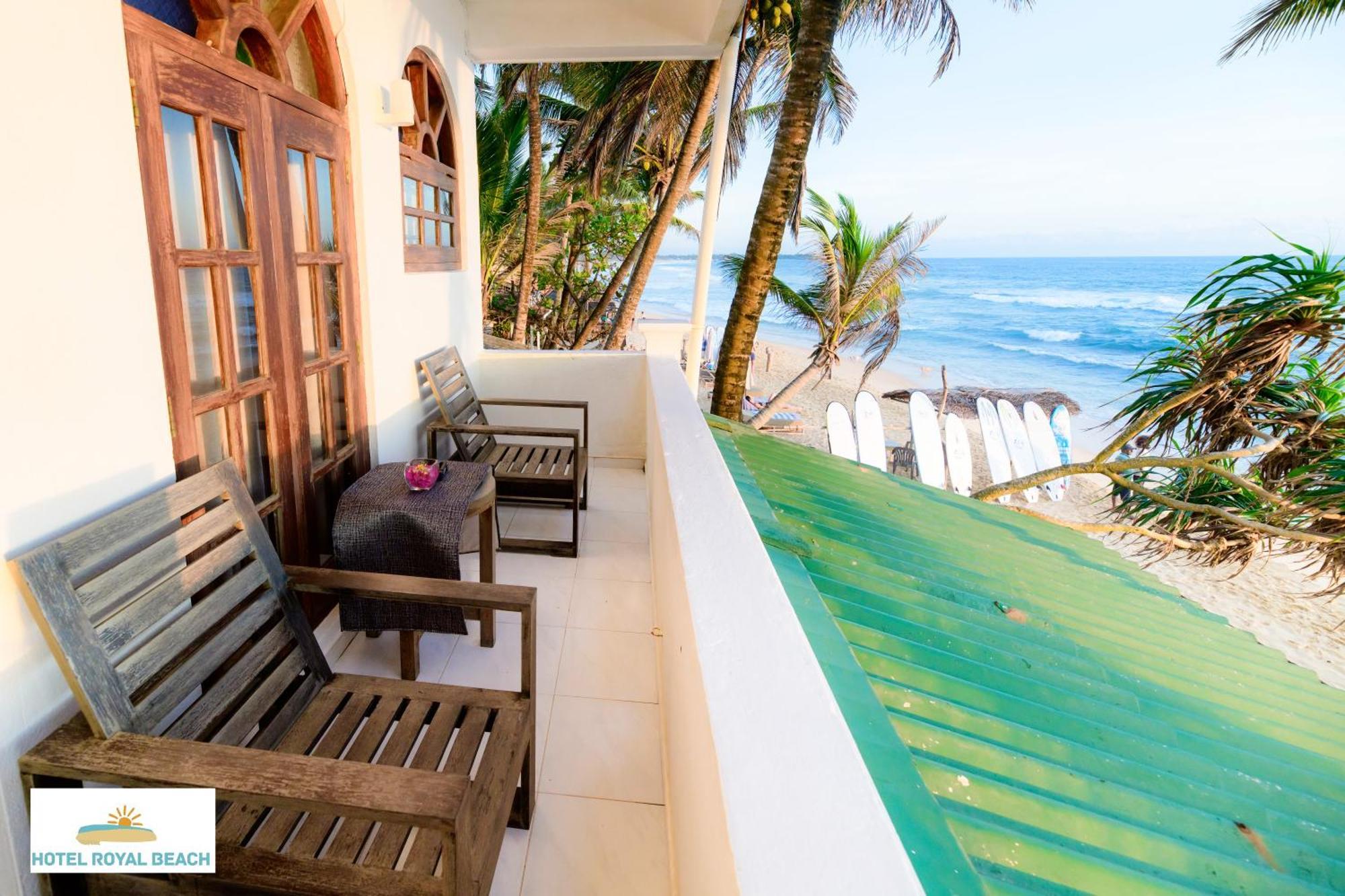 Royal Beach Hotel & Restaurant Хиккадува Экстерьер фото