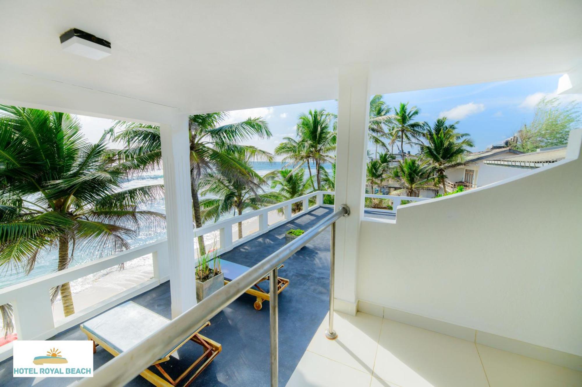 Royal Beach Hotel & Restaurant Хиккадува Экстерьер фото